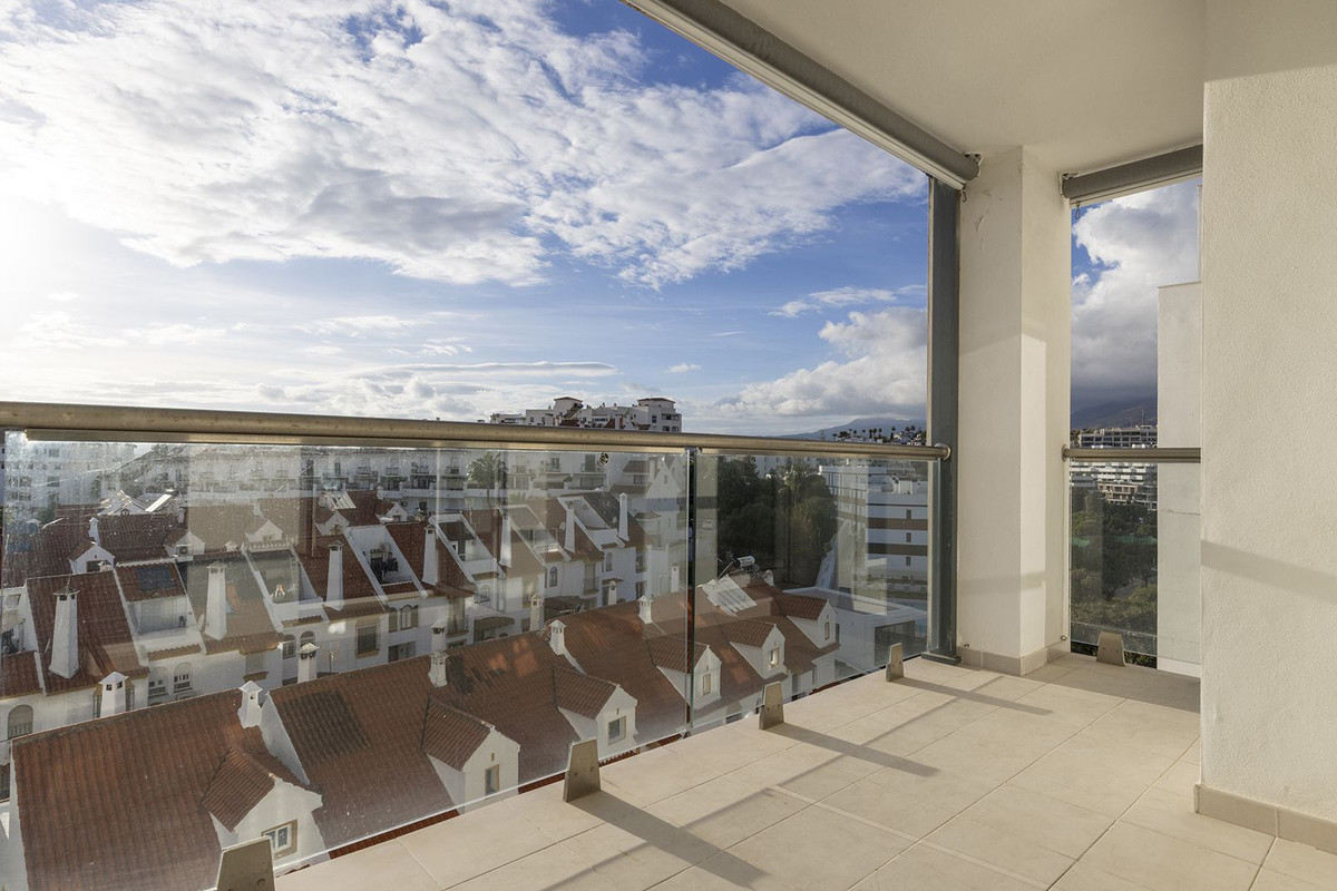 Appartement te koop in Estepona | 3 slaapkamers H5393347