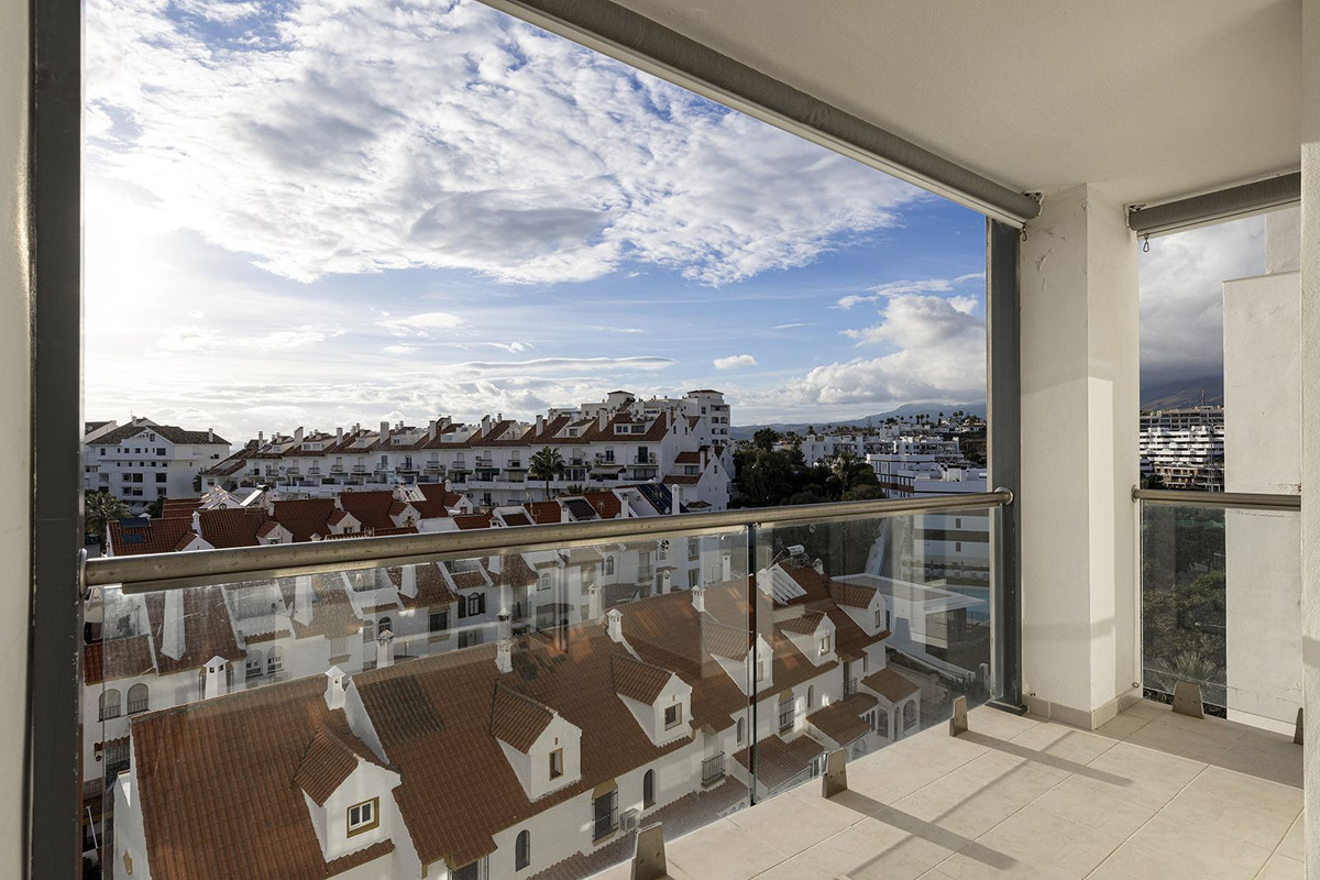 Appartement te koop in Estepona | 3 slaapkamers H5393347