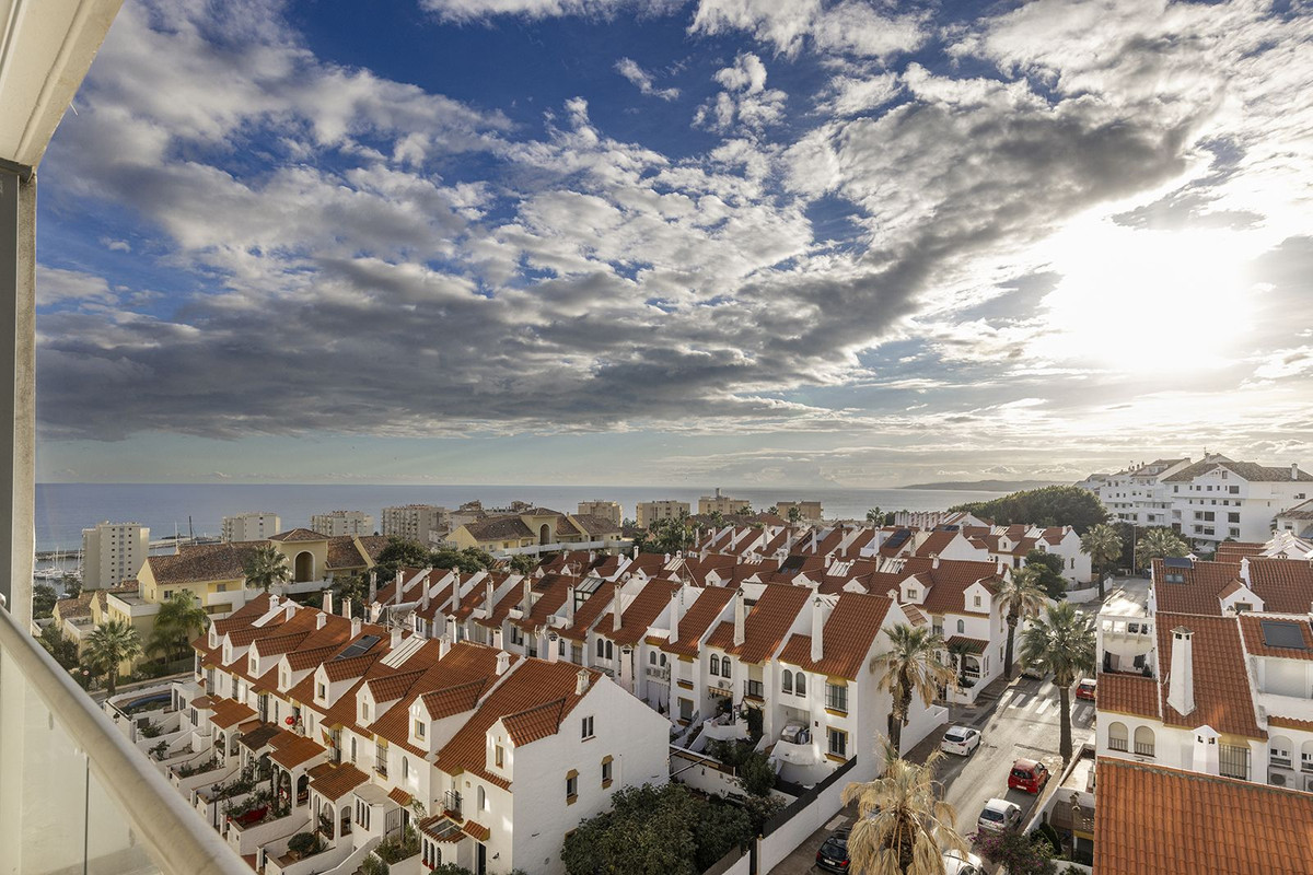 Appartement te koop in Estepona | 3 slaapkamers H5393347