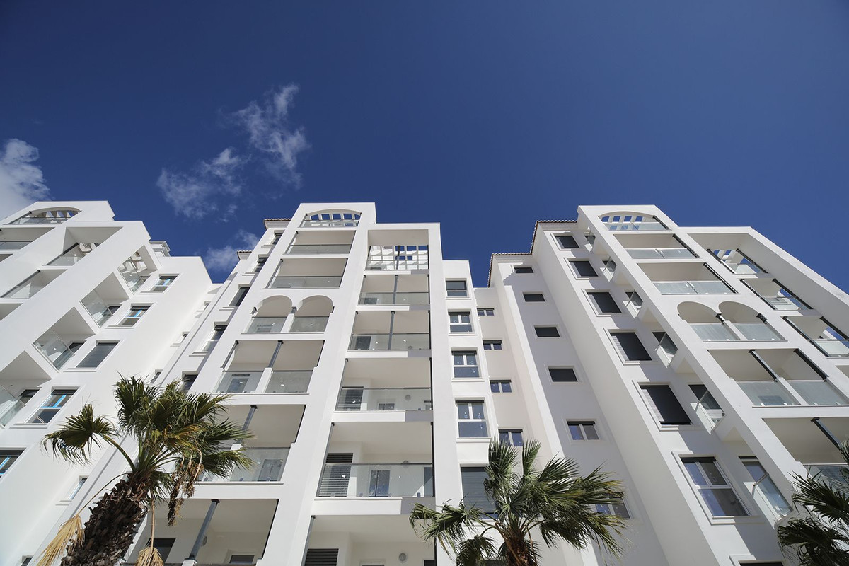 Appartement te koop in Estepona | 3 slaapkamers H5393347