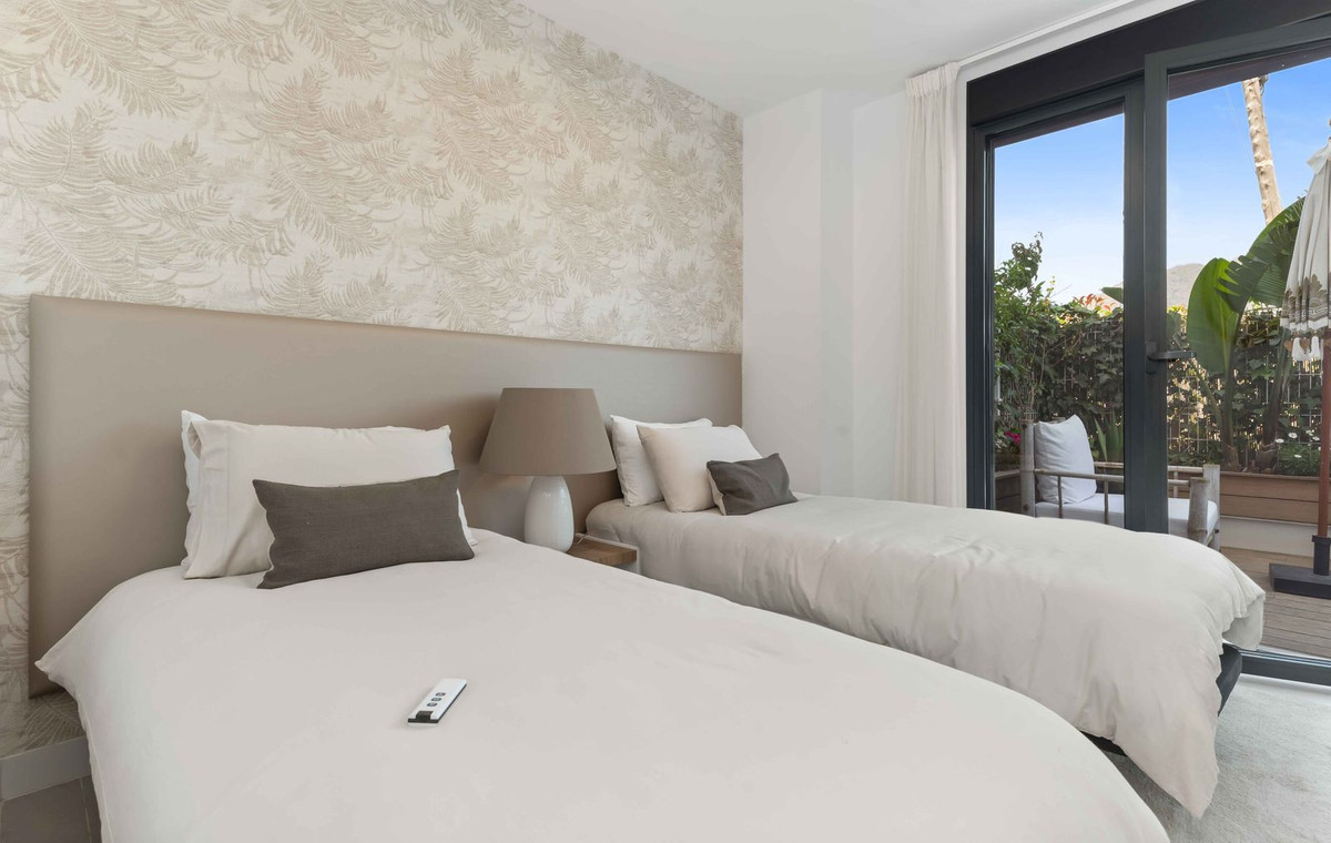 Appartement te koop in Estepona | 3 slaapkamers H5393401