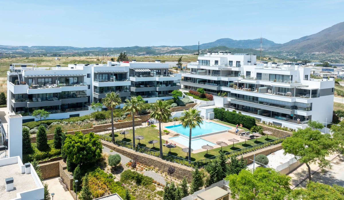 Appartement te koop in Estepona | 3 slaapkamers H5393401