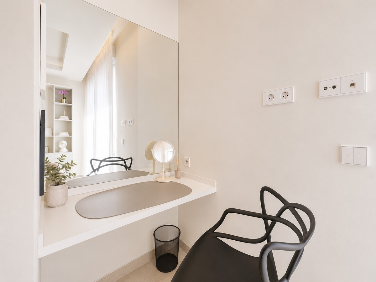 Appartement te koop in Estepona | 2 slaapkamers H5393578