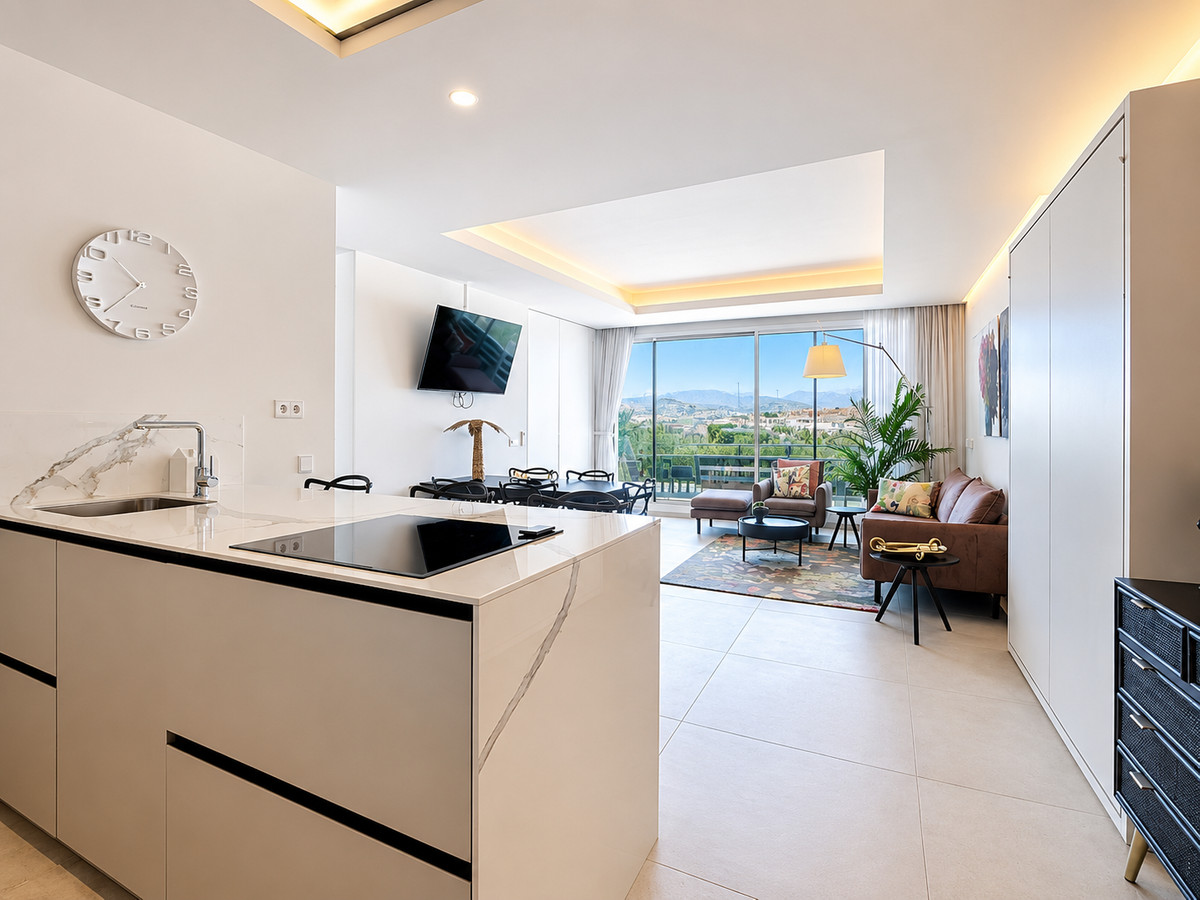 Appartement te koop in Estepona | 2 slaapkamers H5393578