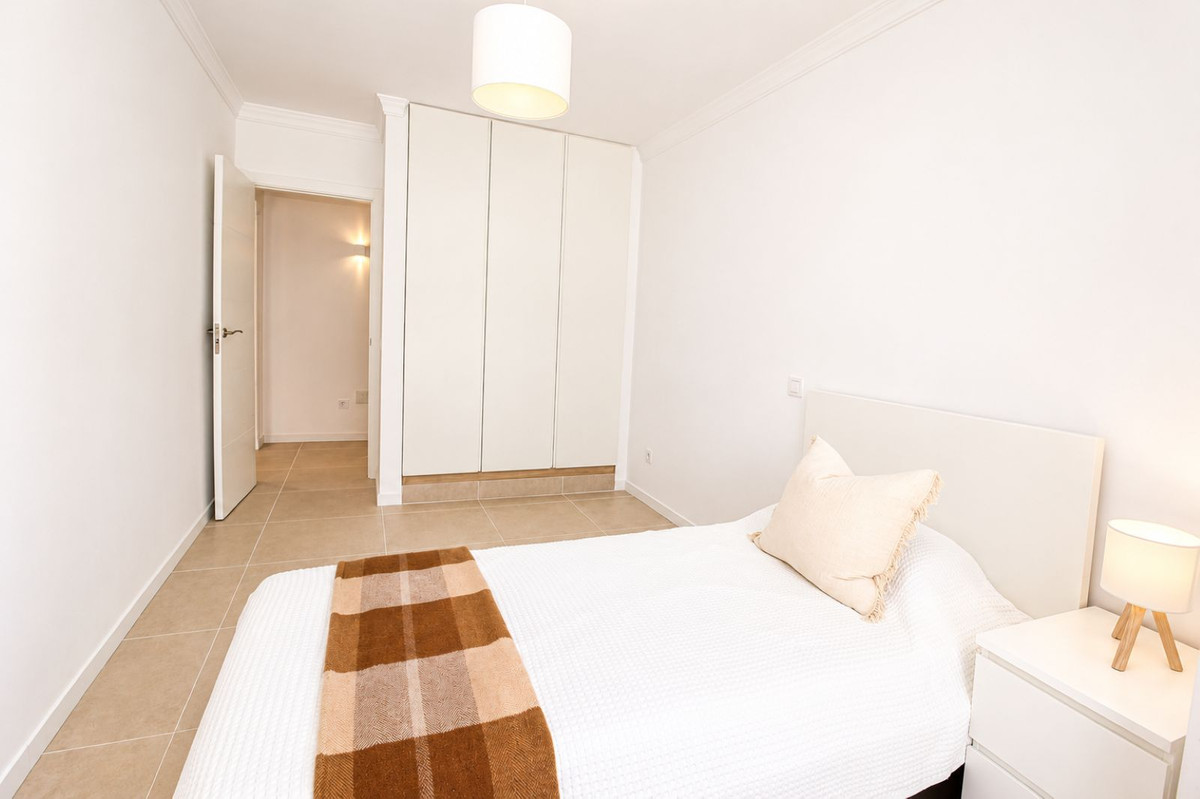 Appartement te koop in Estepona | 3 slaapkamers H5394385