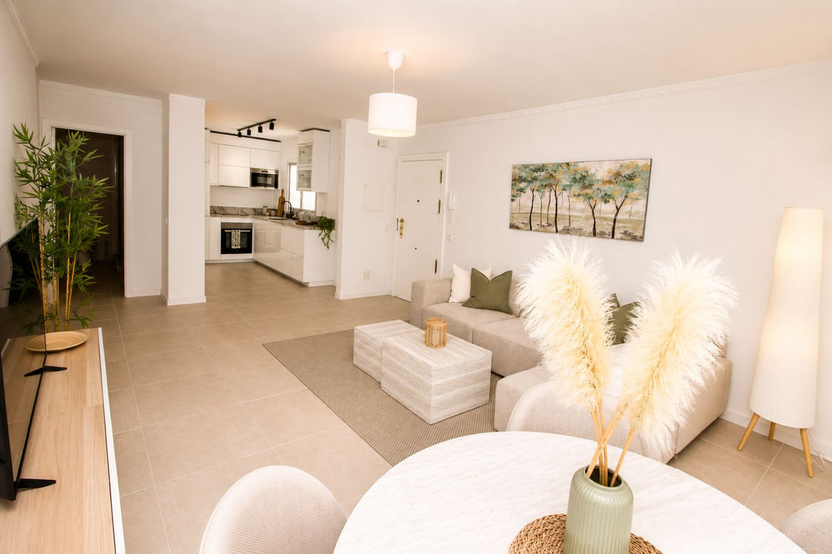 Appartement te koop in Estepona | 3 slaapkamers H5394385