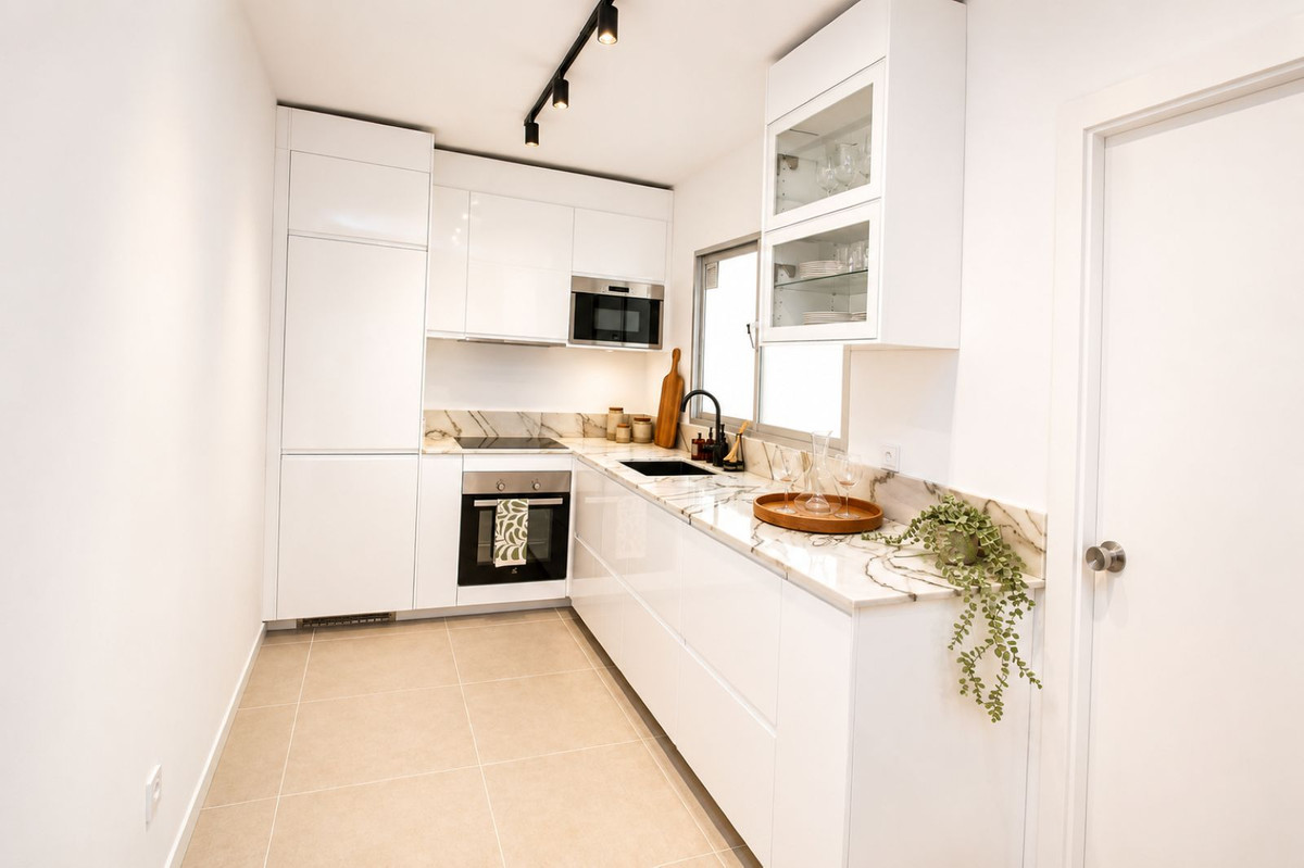 Appartement te koop in Estepona | 3 slaapkamers H5394385