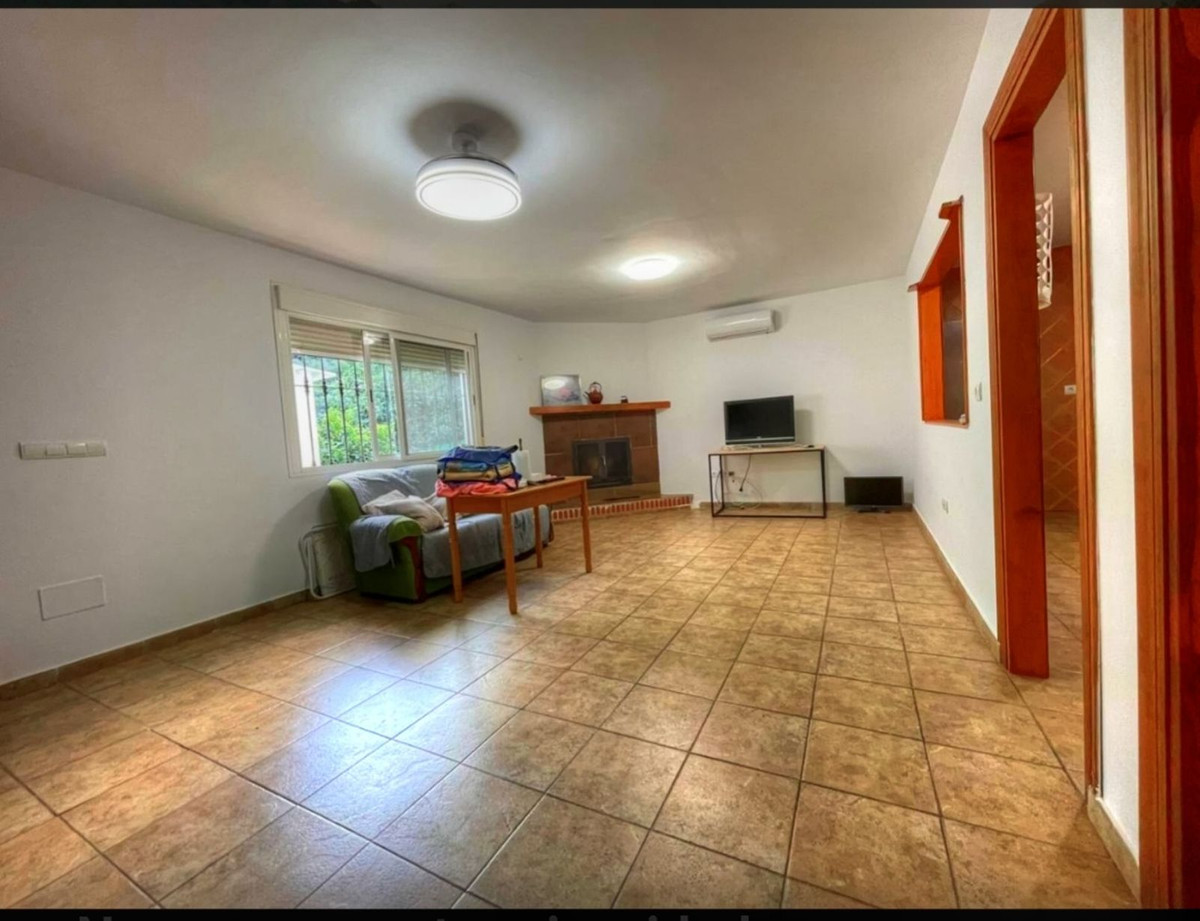 Appartement te koop in Estepona | 4 slaapkamers H5394445