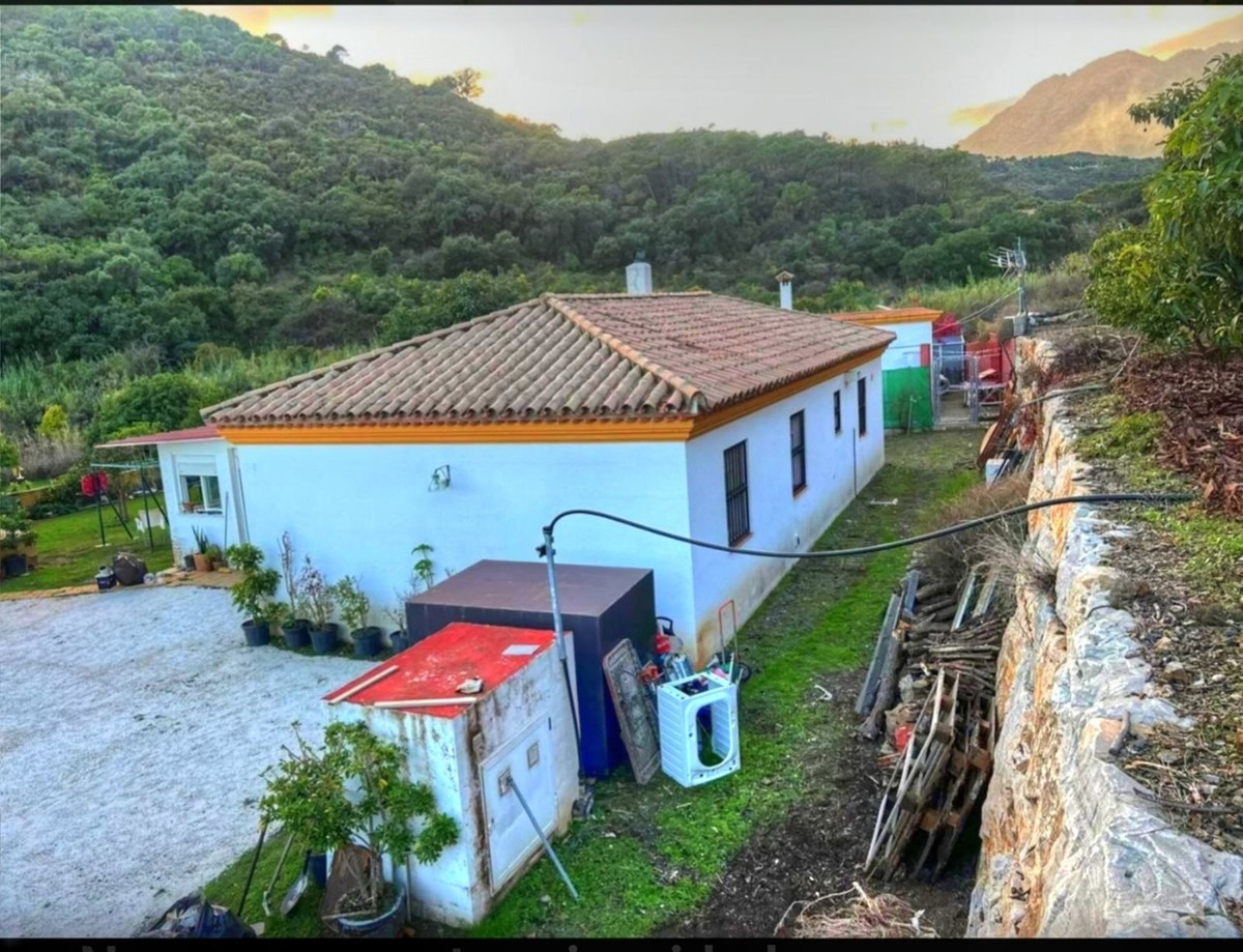 Appartement te koop in Estepona | 4 slaapkamers H5394445