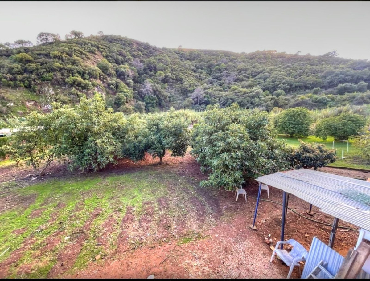 Appartement te koop in Estepona | 4 slaapkamers H5394445