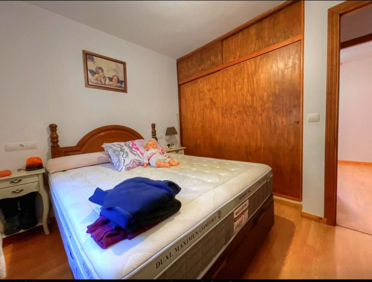 Appartement te koop in Estepona | 4 slaapkamers H5394445