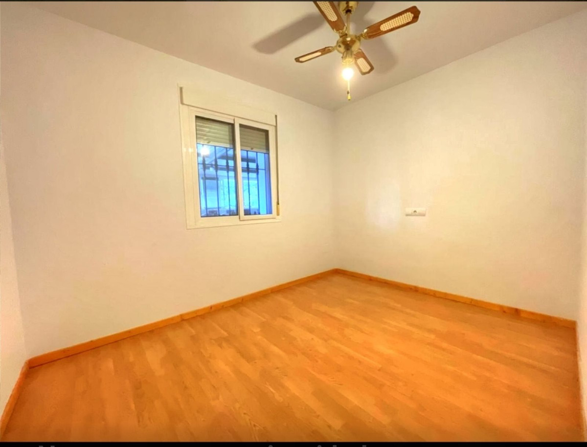 Appartement te koop in Estepona | 4 slaapkamers H5394445