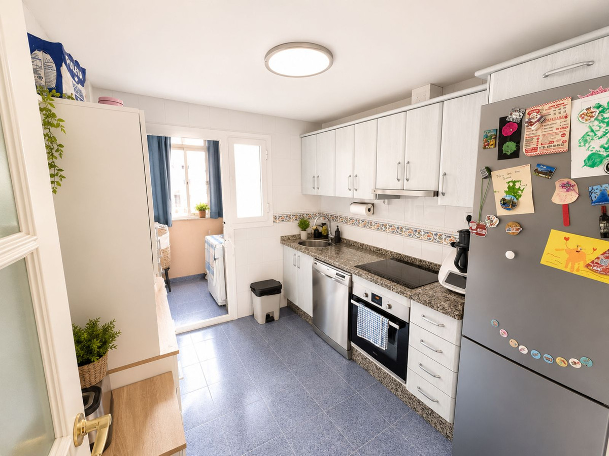 Appartement te koop in Estepona | 4 slaapkamers H5394913