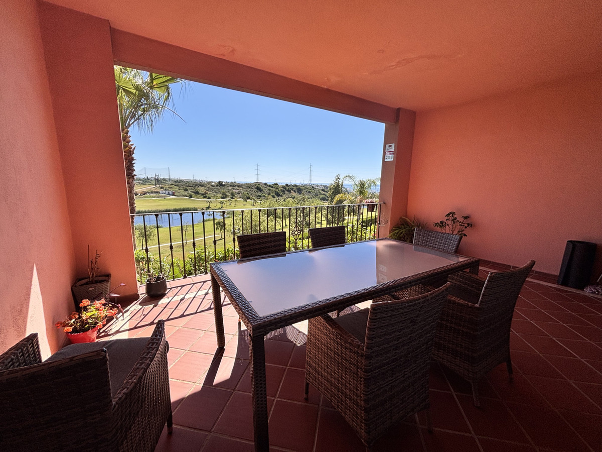 Appartement te koop in Estepona | 3 slaapkamers H5395264