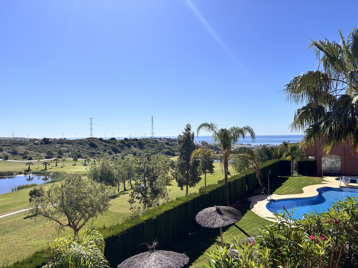 Appartement te koop in Estepona | 3 slaapkamers H5395264