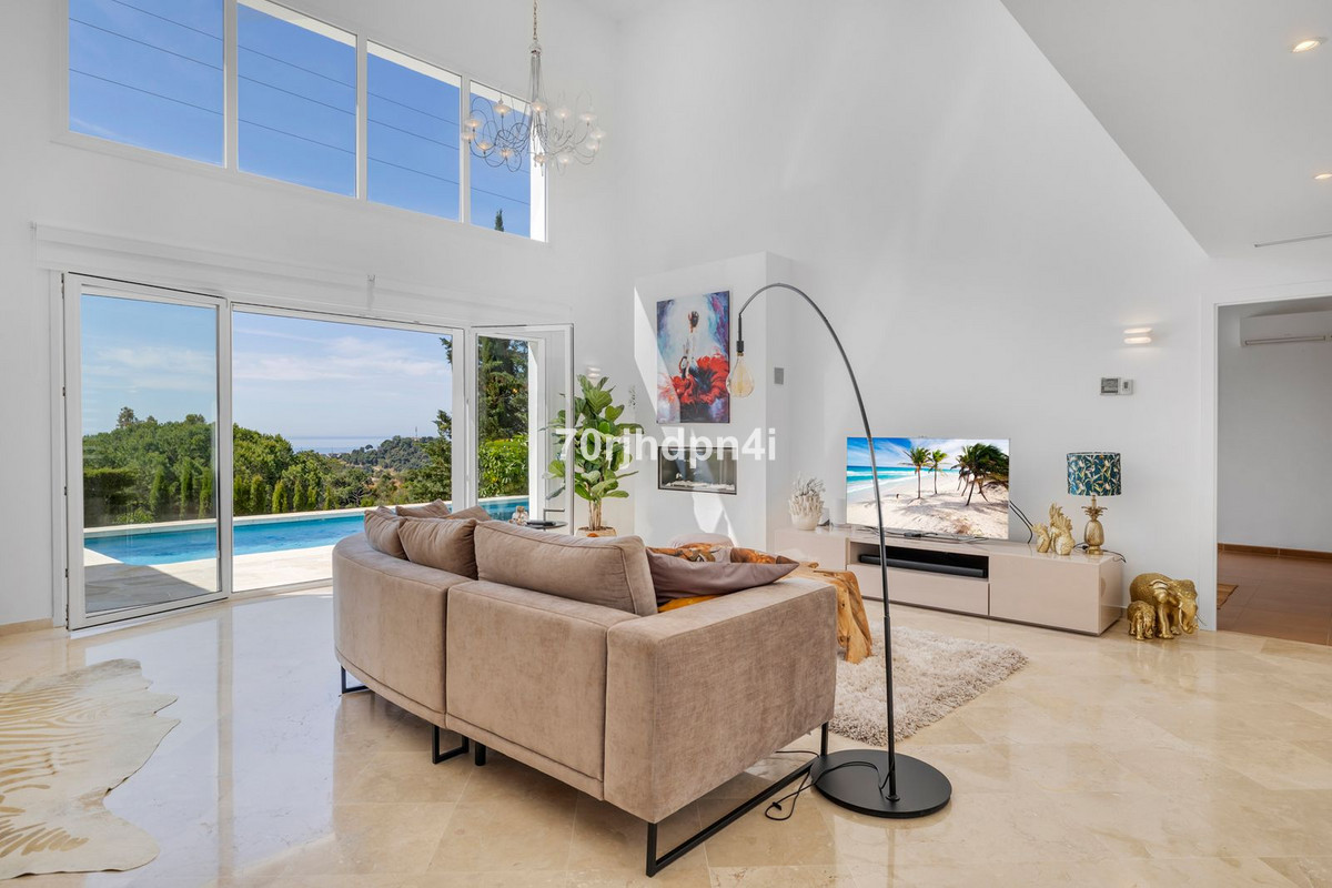 Appartement te koop in Estepona | 5 slaapkamers H5395723