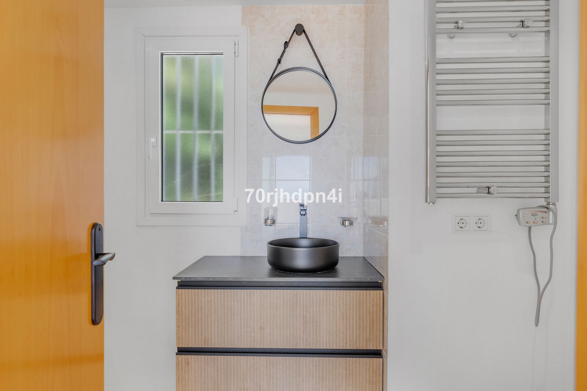 Appartement te koop in Estepona | 5 slaapkamers H5395723