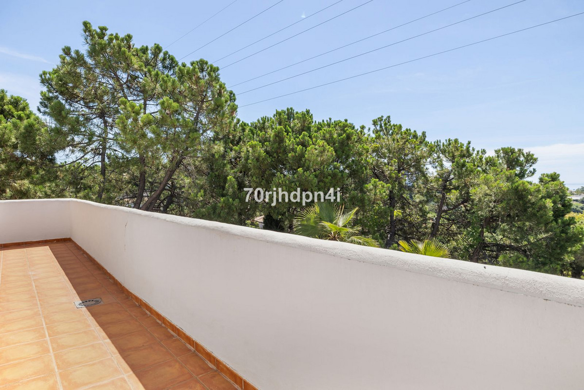Appartement te koop in Estepona | 5 slaapkamers H5395723