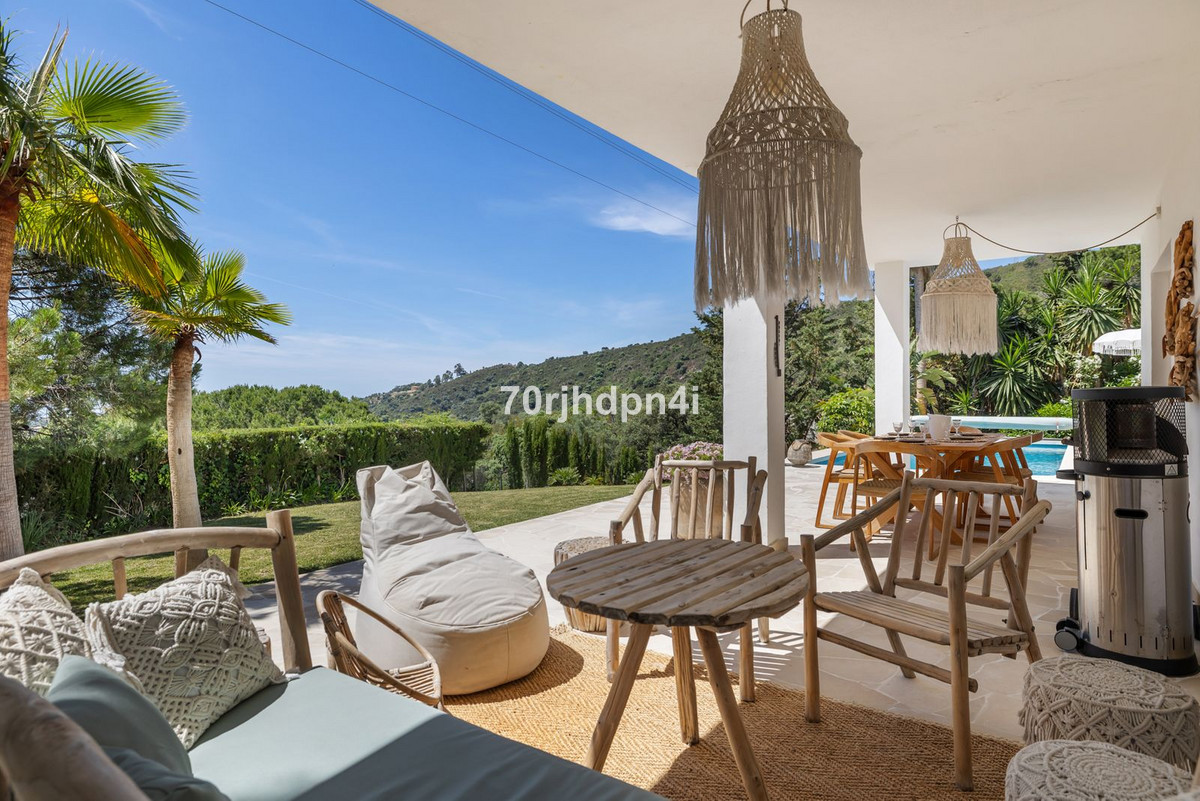 Appartement te koop in Estepona | 5 slaapkamers H5395723