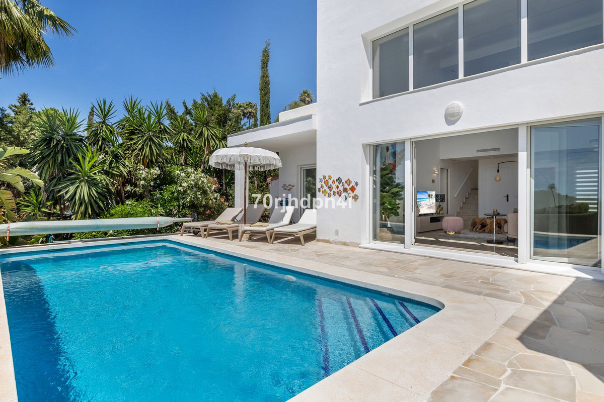 Appartement te koop in Estepona | 5 slaapkamers H5395723