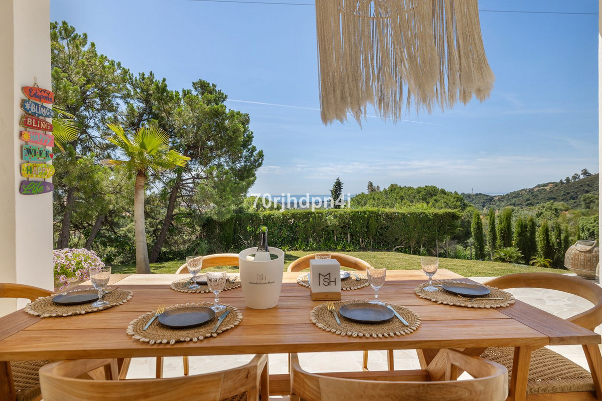 Appartement te koop in Estepona | 5 slaapkamers H5395723