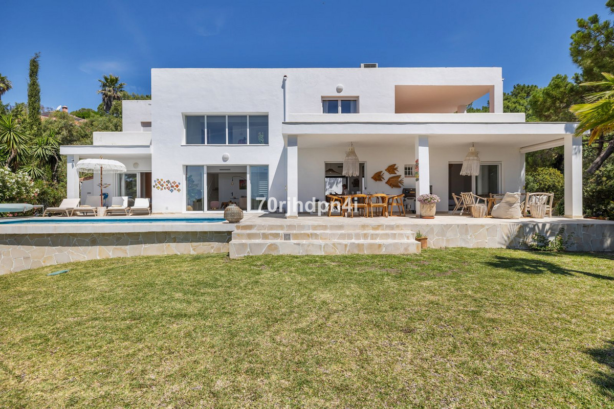 Appartement te koop in Estepona | 5 slaapkamers H5395723