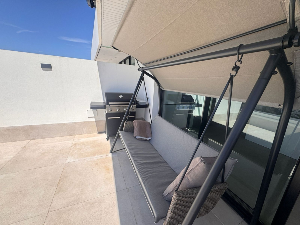Appartement te koop in Estepona | 3 slaapkamers H5396257