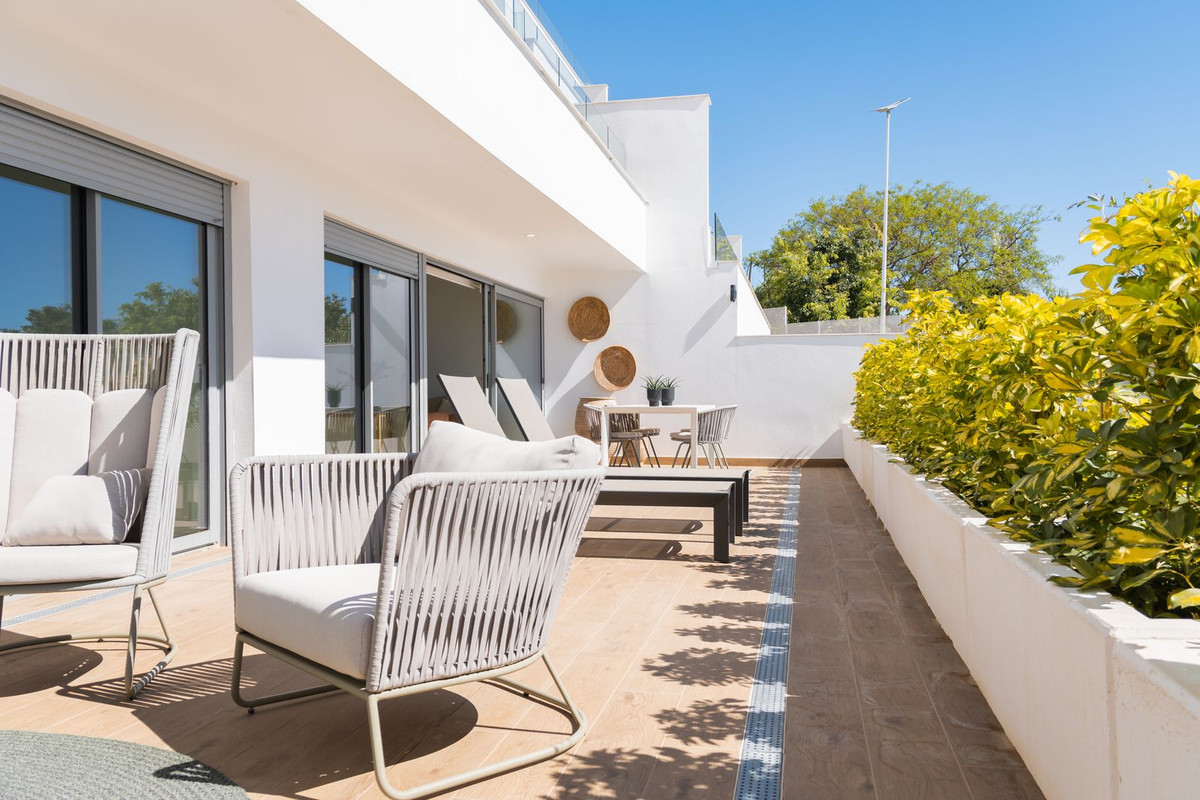 Appartement te koop in Estepona | 3 slaapkamers H5396581
