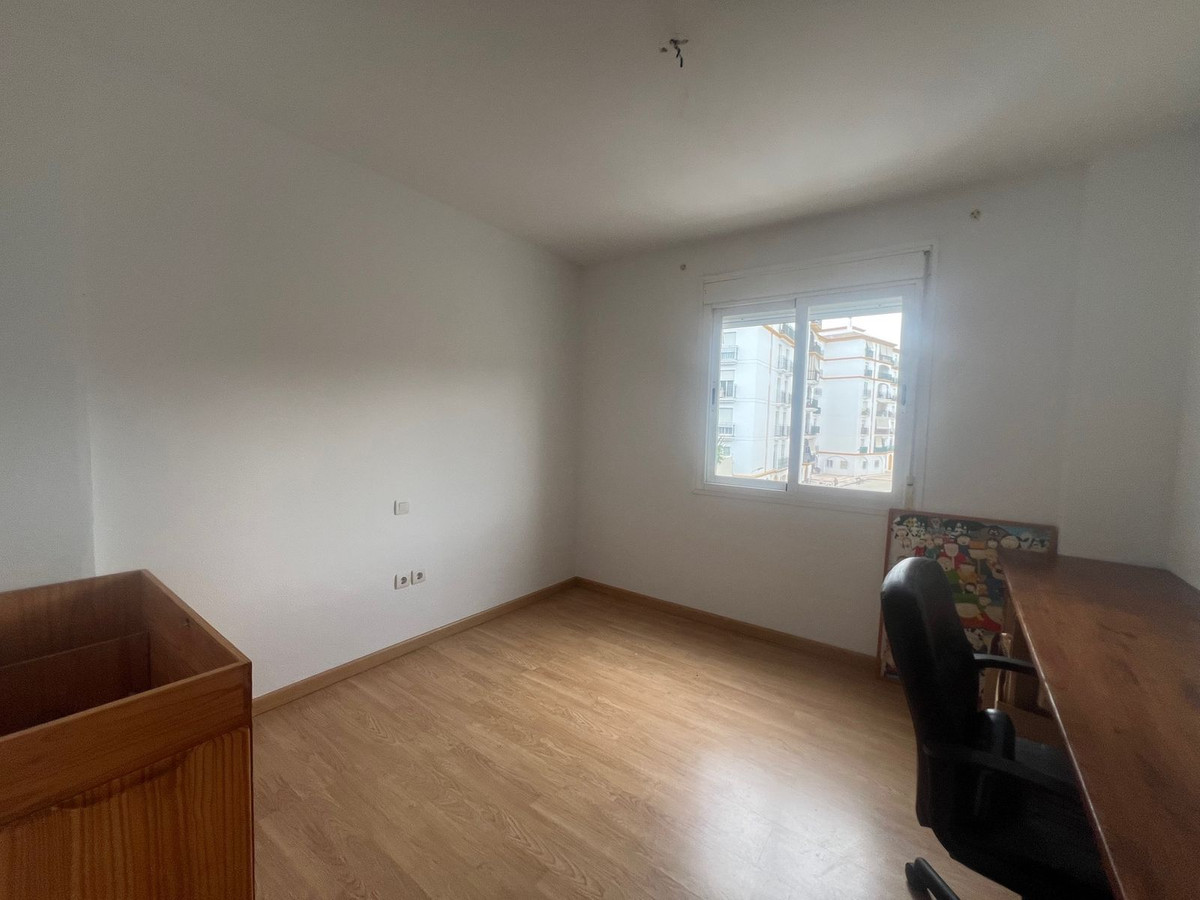 Appartement te koop in Estepona | 4 slaapkamers H5396656