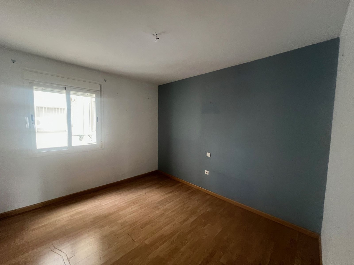Appartement te koop in Estepona | 4 slaapkamers H5396656