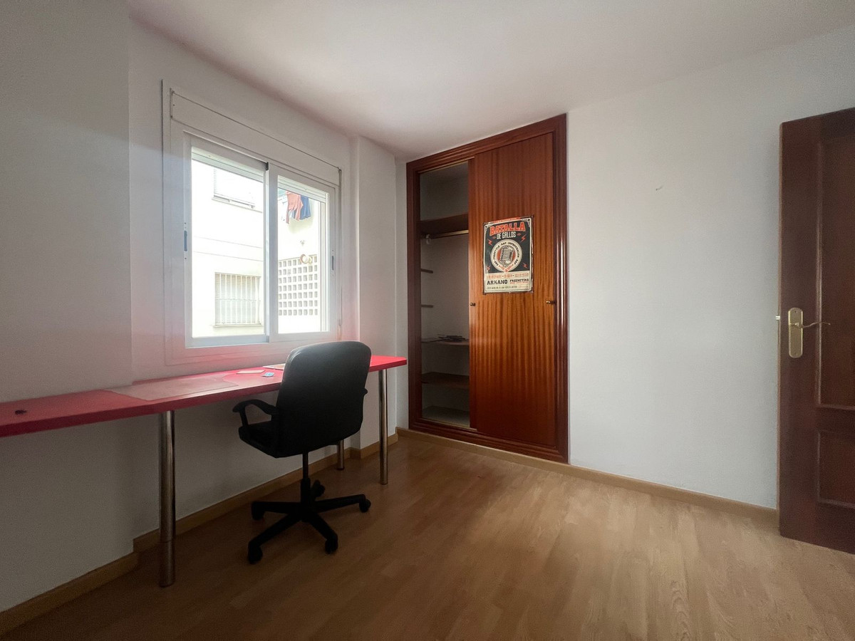 Appartement te koop in Estepona | 4 slaapkamers H5396656
