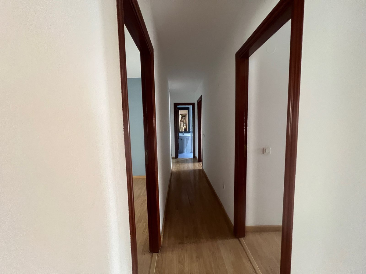 Appartement te koop in Estepona | 4 slaapkamers H5396656