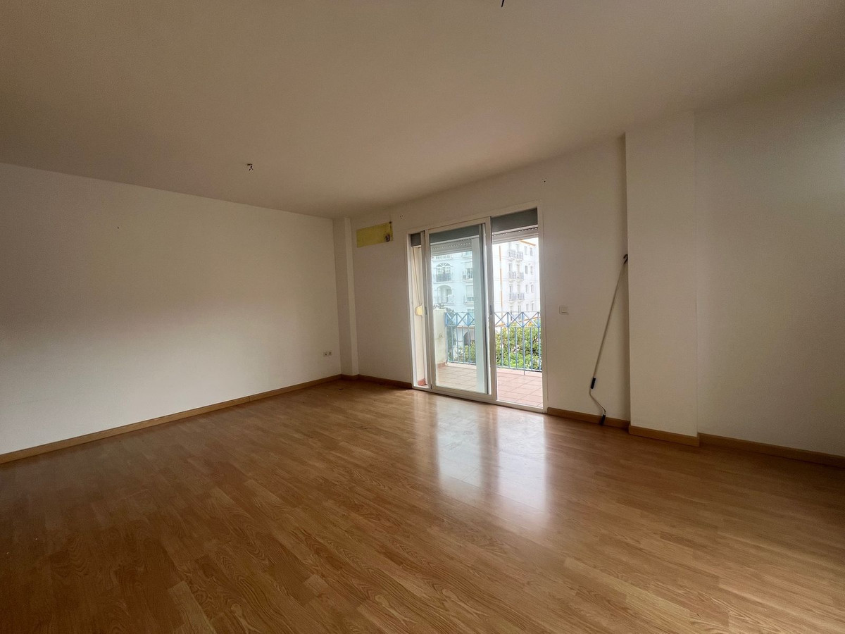 Appartement te koop in Estepona | 4 slaapkamers H5396656