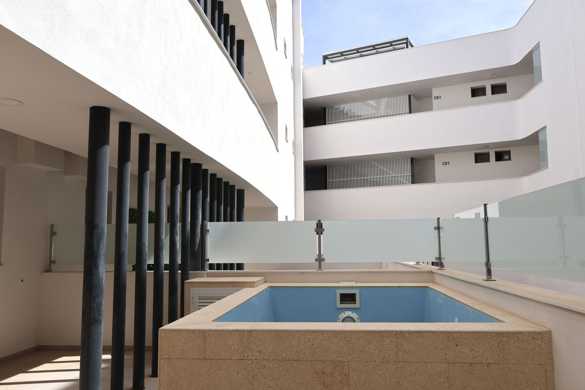 Appartement te koop in Estepona | 2 slaapkamers H5397568