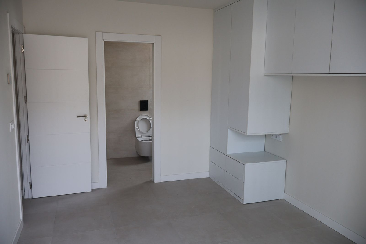 Appartement te koop in Estepona | 2 slaapkamers H5397568
