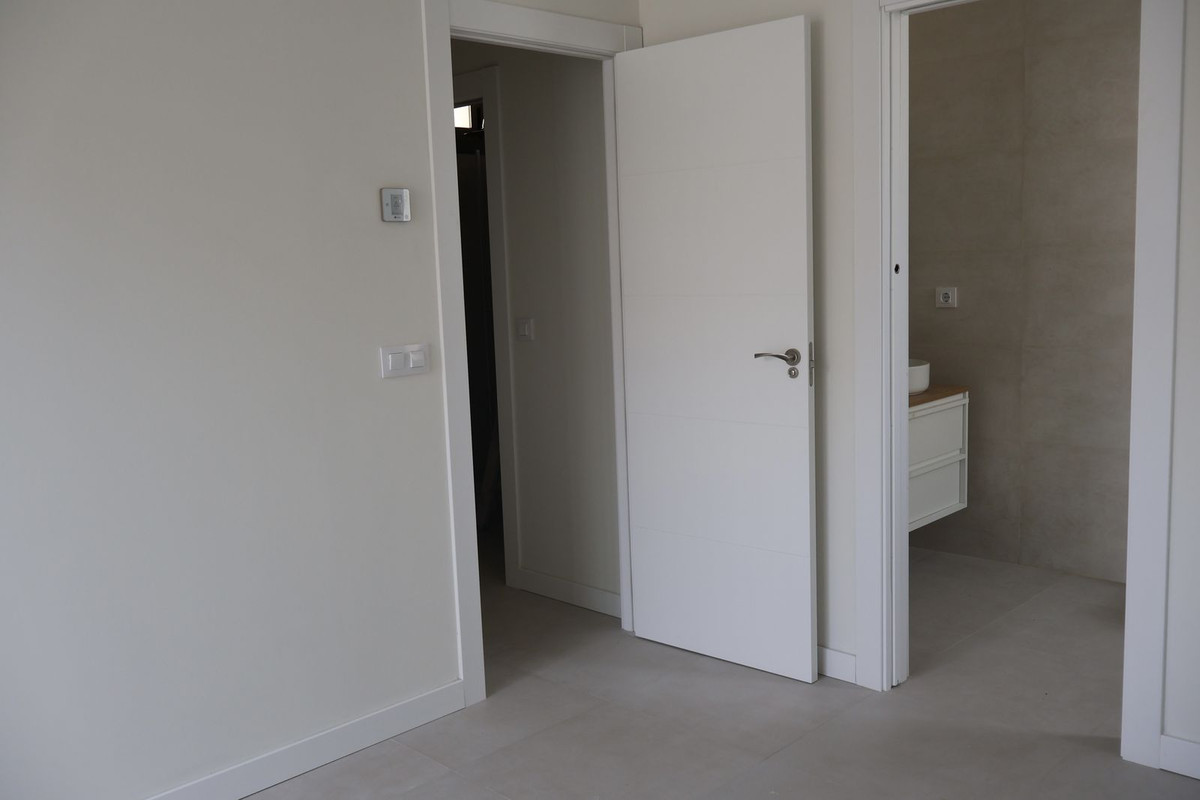 Appartement te koop in Estepona | 2 slaapkamers H5397568