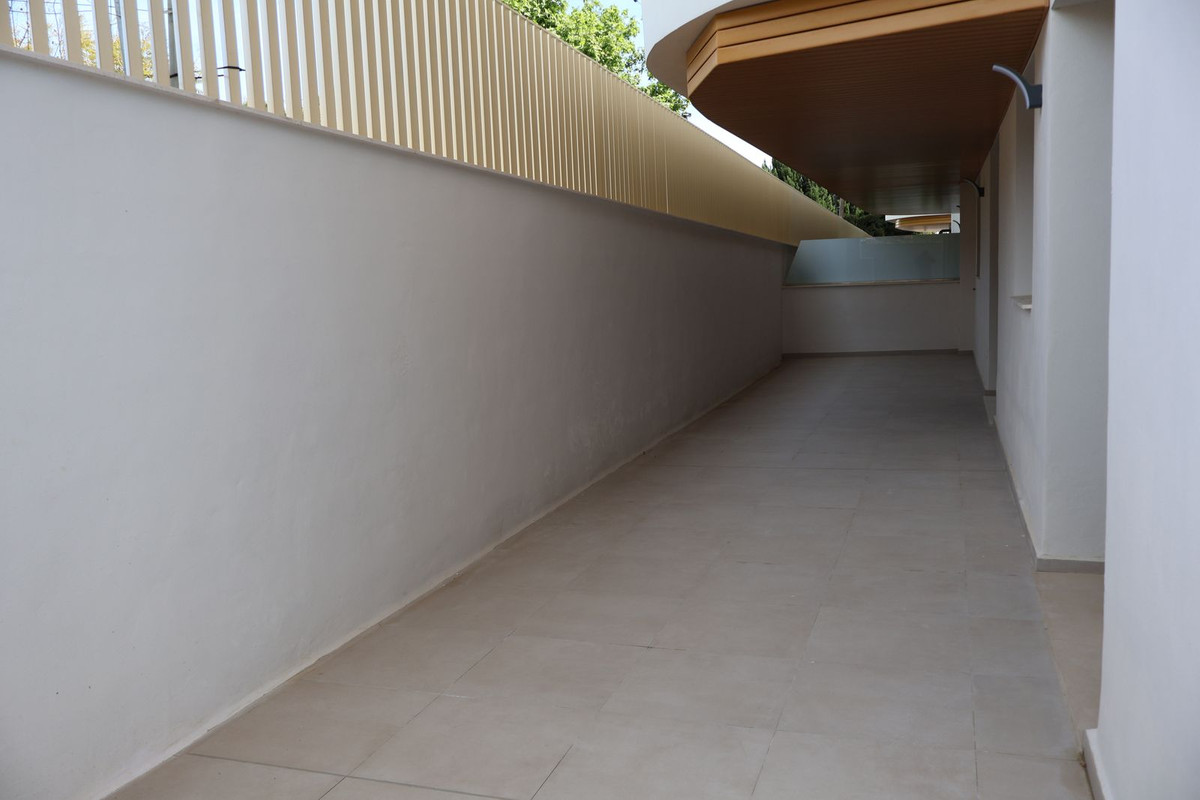 Appartement te koop in Estepona | 2 slaapkamers H5397568