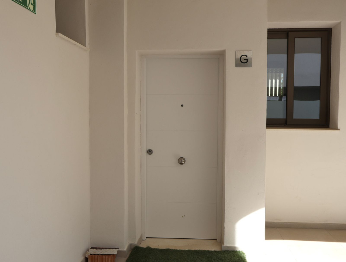 Appartement te koop in Estepona | 2 slaapkamers H5397568