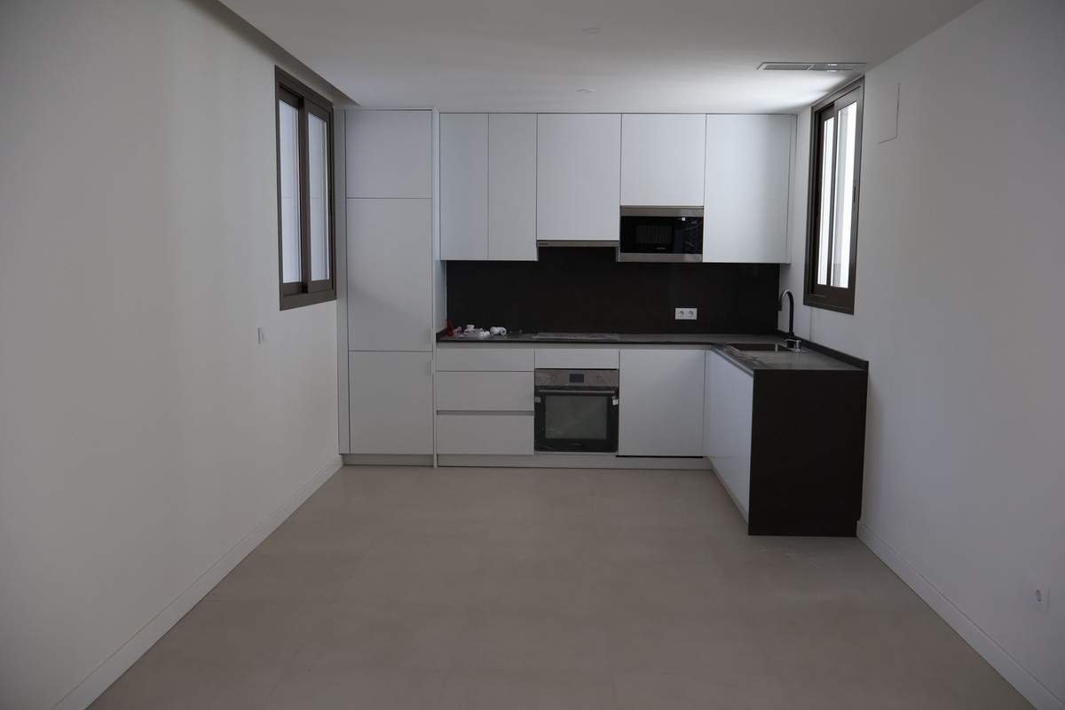 Appartement te koop in Estepona | 2 slaapkamers H5397568