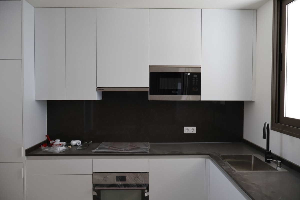 Appartement te koop in Estepona | 2 slaapkamers H5397568