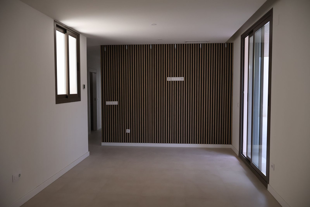 Appartement te koop in Estepona | 2 slaapkamers H5397568