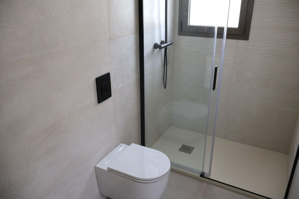 Appartement te koop in Estepona | 2 slaapkamers H5397568