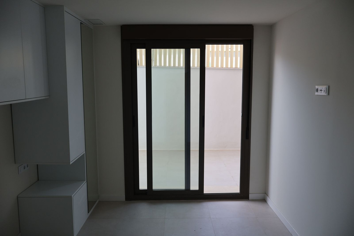 Appartement te koop in Estepona | 2 slaapkamers H5397568