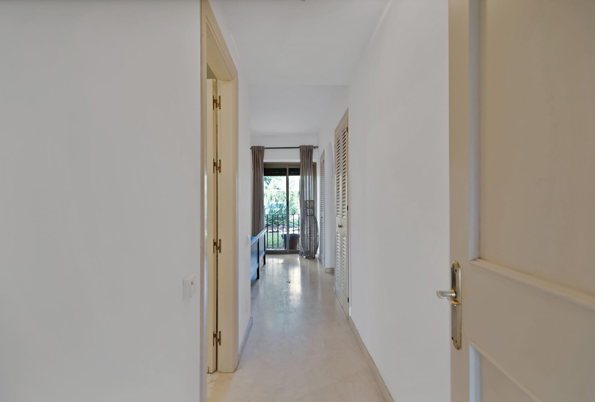 Appartement te koop in Estepona | 2 slaapkamers H5398417