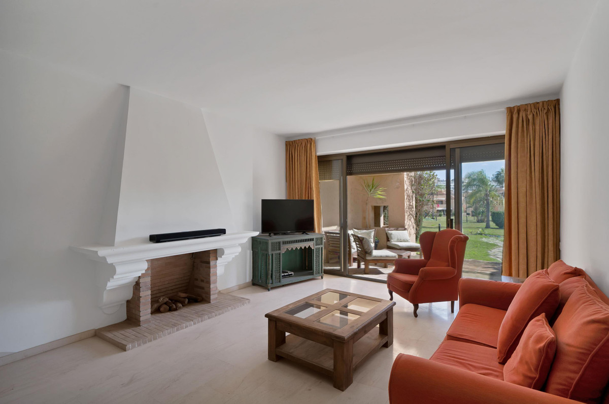 Appartement te koop in Estepona | 2 slaapkamers H5398417