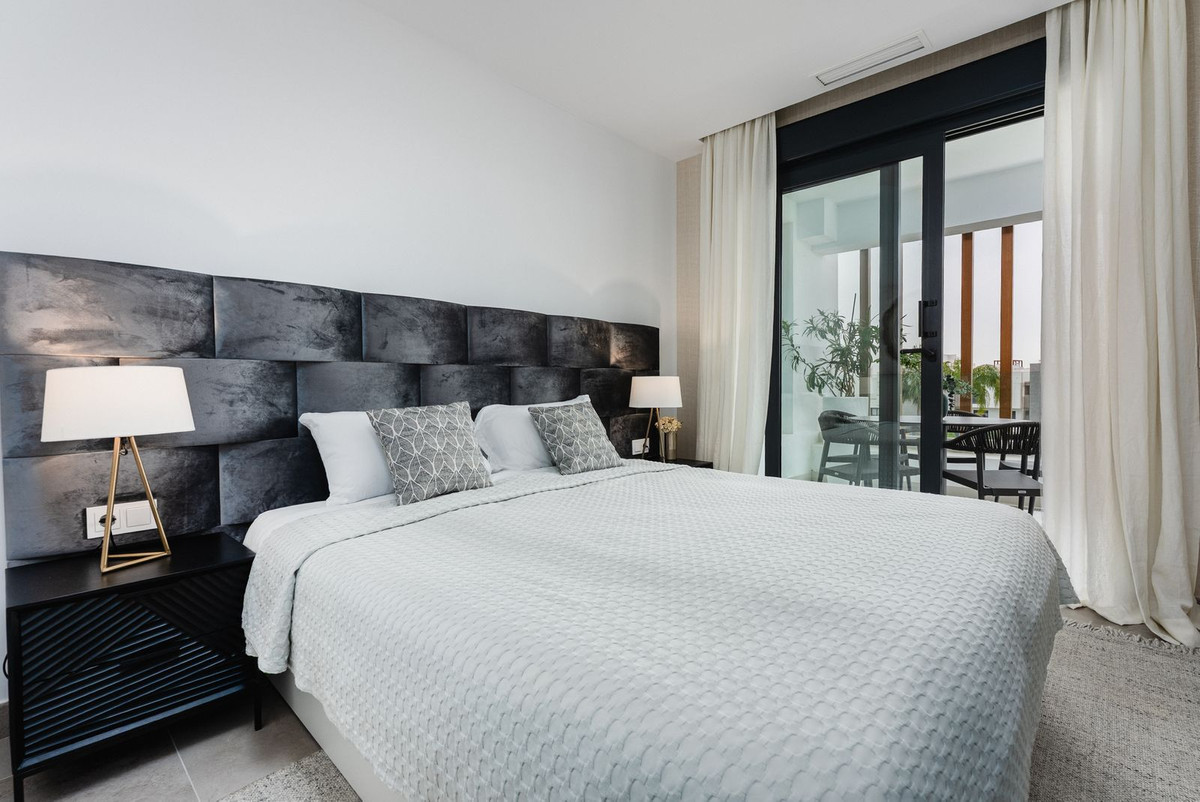 Appartement te koop in Estepona | 2 slaapkamers H5398612
