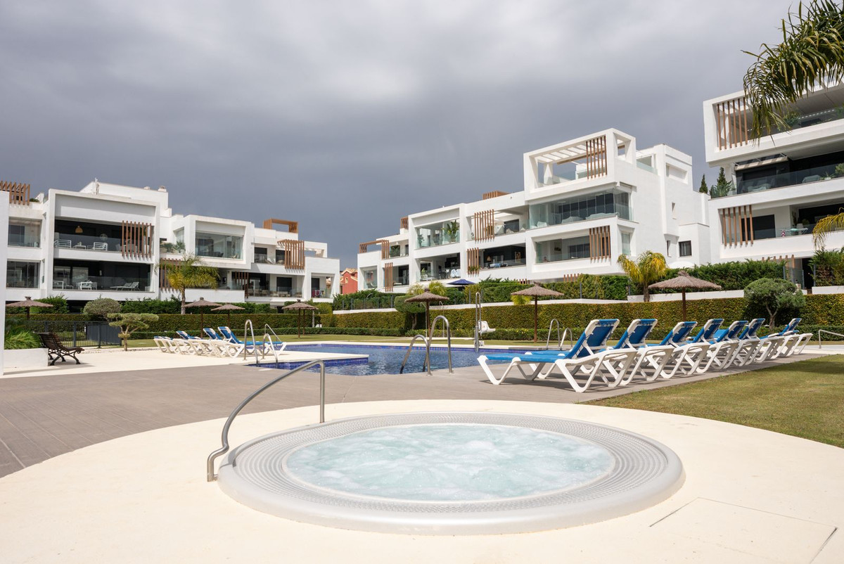 Appartement te koop in Estepona | 2 slaapkamers H5398612