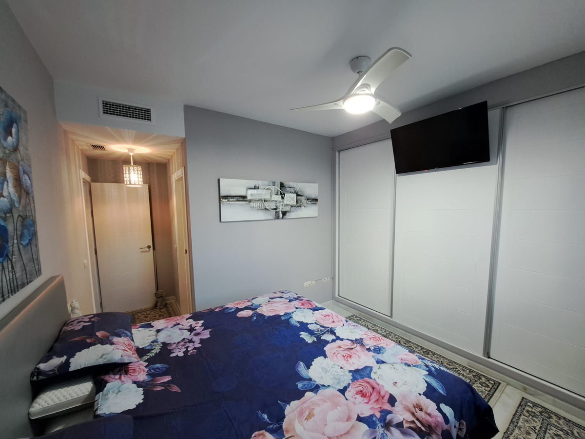 Appartement te koop in Estepona | 2 slaapkamers H5400064