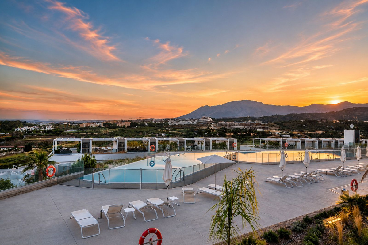 Penthouse te koop in Estepona | 2 slaapkamers H5400166