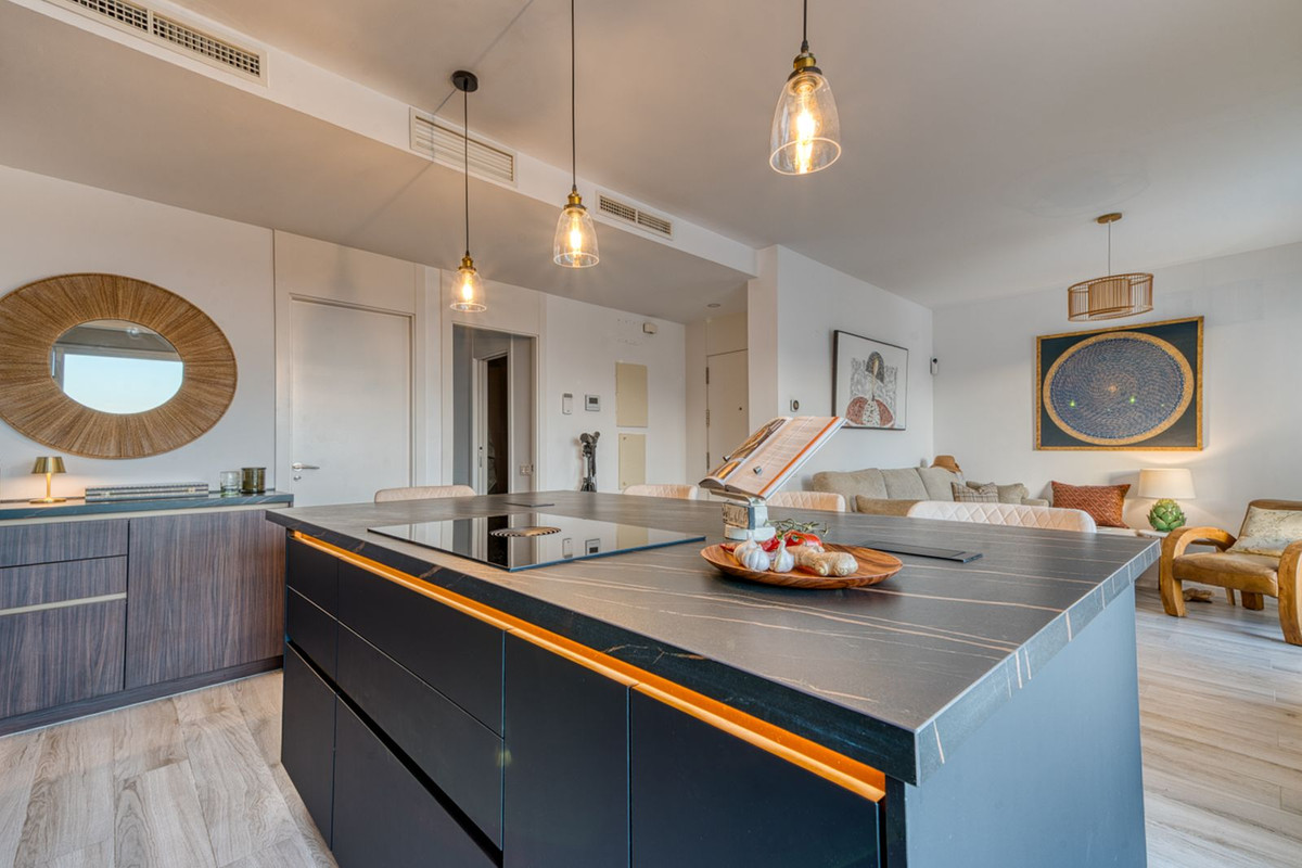 Penthouse te koop in Estepona | 2 slaapkamers H5400166